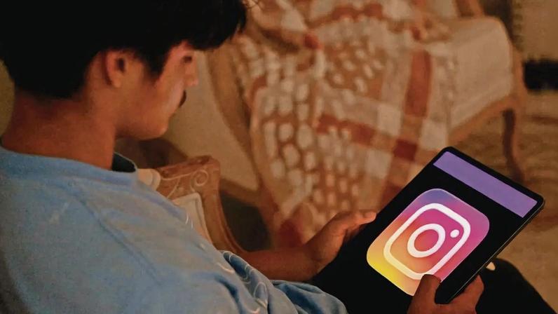 Primeiro-ministro grego garantiu estar a pressionar a União Europeia para que siga esta iniciativa