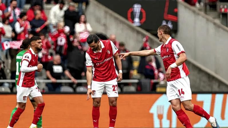 Braga empata com Bétis e mantém eliminatória em aberto