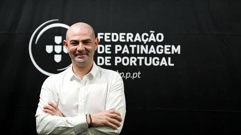 Reinaldo Ventura goleou a Suíça (6-1) no jogo de estreia como selecionador nacional