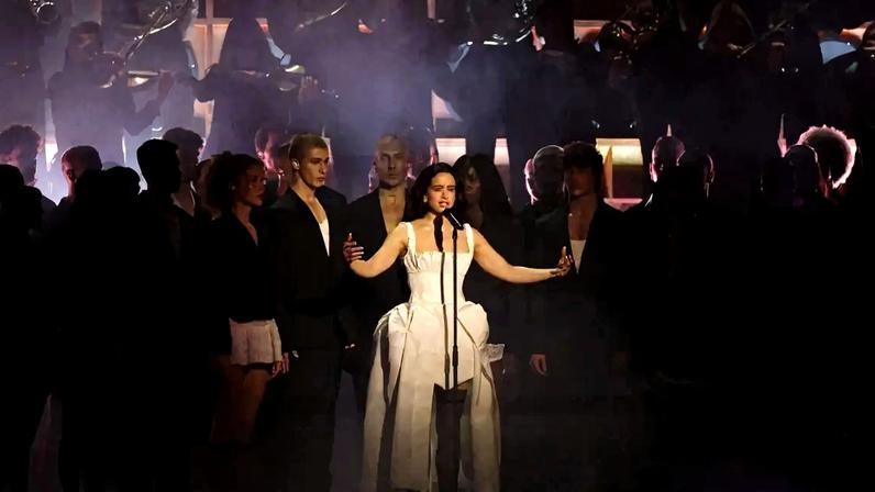 Confrontos entre grupos rivais no paraíso dos chimpanzés deixam dezenas de mortos