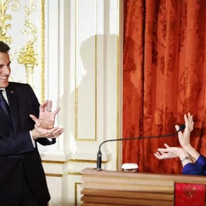 Primeira-ministra japonesa surpreende Macron com Kamehameha de Dragon Ball