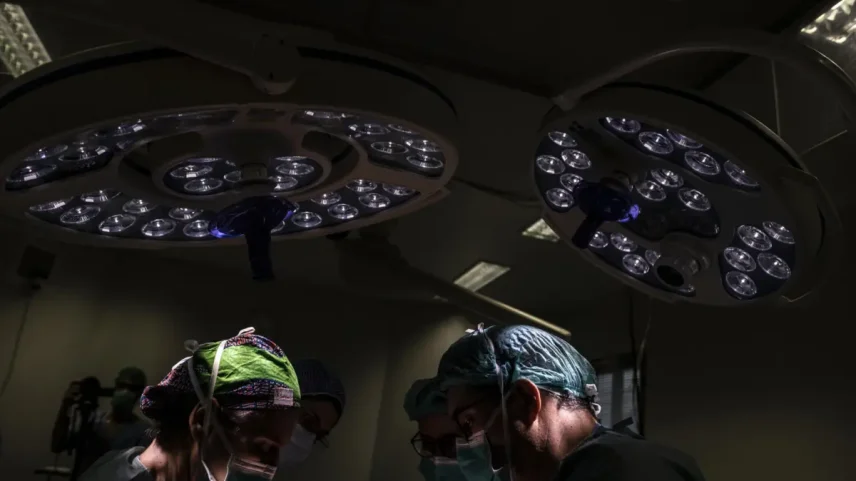 Mais de 300 doentes morreram à espera de cirurgia cardíaca em cinco anos