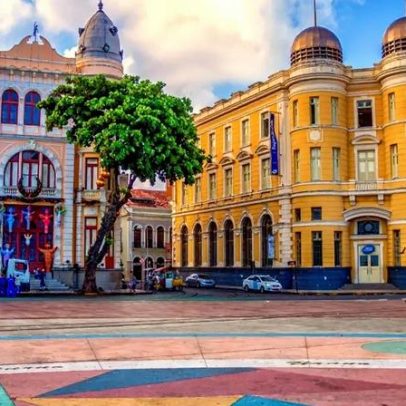 Rota que liga África ao Brasil volta a operar