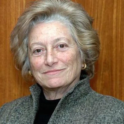 Falece Maria Emília Brederode dos Santos