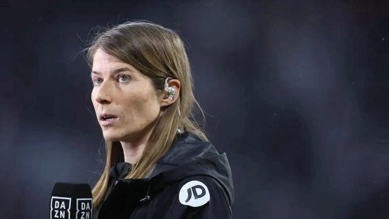 Marie-Louise Eta é a primeira mulher a assumir o cargo de treinadora principal de uma equipa das cinco principais ligas europeias