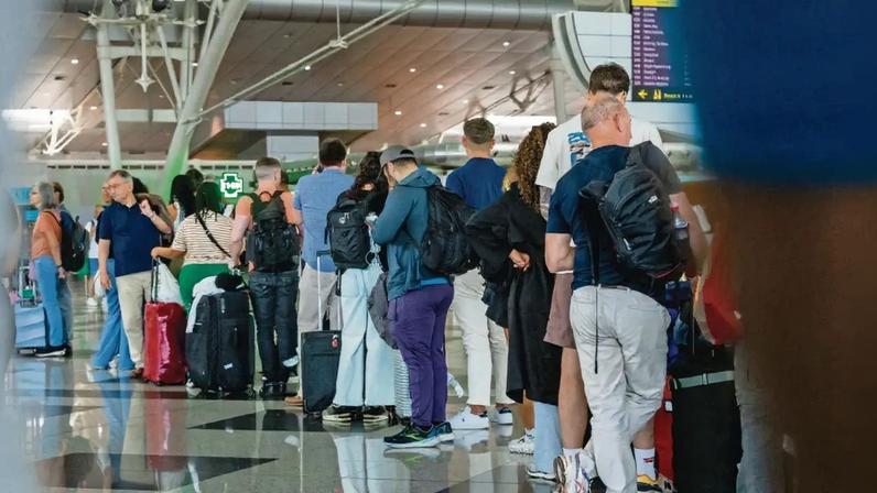 Falta de informação e infraestruturas comprometem biometria nos aeroportos