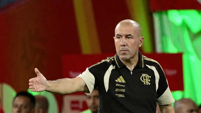 Leonardo Jardim venceu o dérbi com o Fluminense