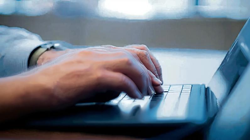 Governo diz que ferramenta é clipping moderno e rejeita vigilância jornalística