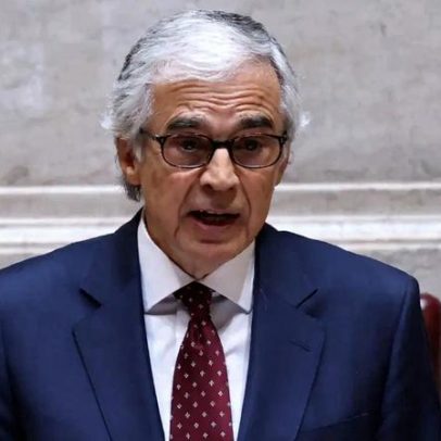 IL e CDS defendem melhorias na Constituição; Esquerda rejeita revisões