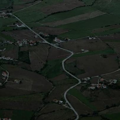 Descentralização social pode gerar desigualdades no acesso a apoios