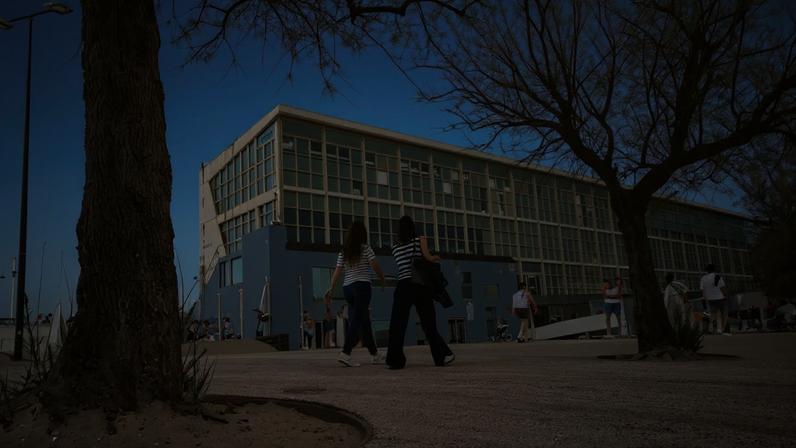 Pedro Duarte diz não há razão para o Edifício Transparente estar onde está