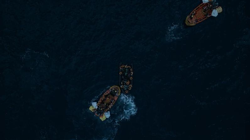 Nove pessoas, incluindo uma mulher, foram resgatadas ao largo das ilhas Andaman no dia 9 de abril por um navio bengali