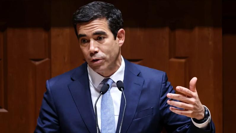 PJ apreende perto de 700 mil euros em cofre de empresários de segurança privada