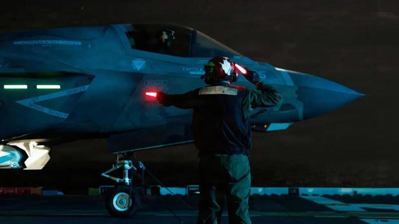 EUA com redução das reservas devido aos conflitos na Ucrânia e no Irão