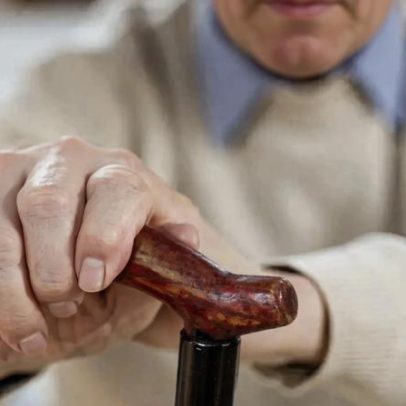 Como se explica o odor que acompanha o envelhecimento