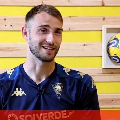 Ferro admite que subiu rápido no Benfica e reconhece que as coisas descambaram