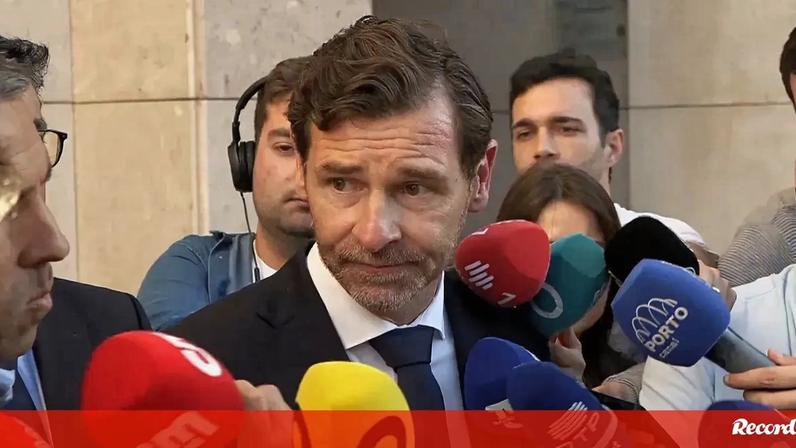 Villas-Boas e o tratamento dos comentadores: «Falei com Mário Ferreira»