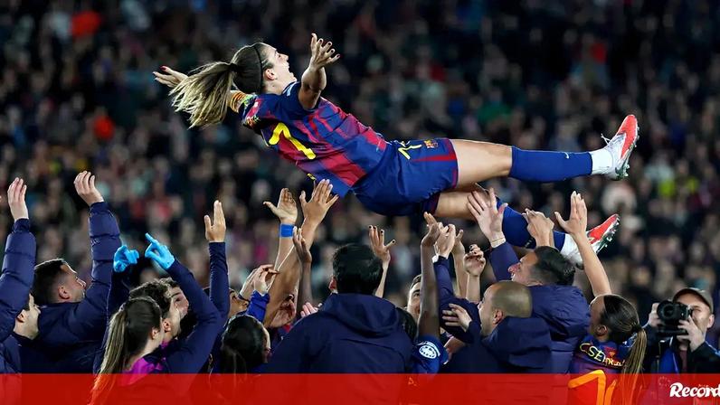 Camp Nou rendido à rainha