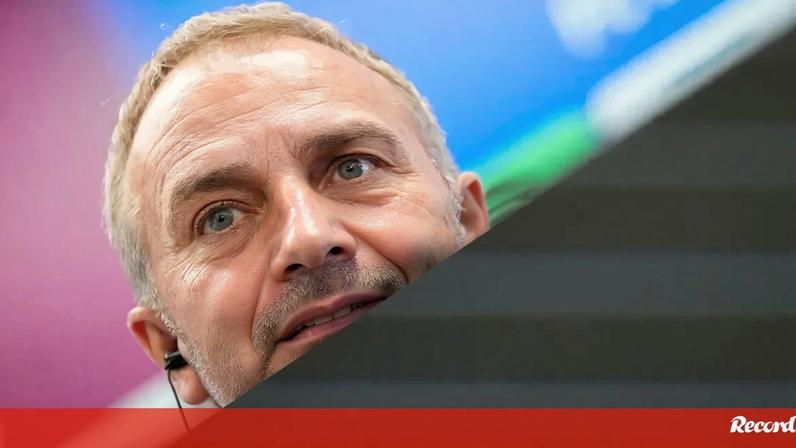 Flick na conferência do Barça