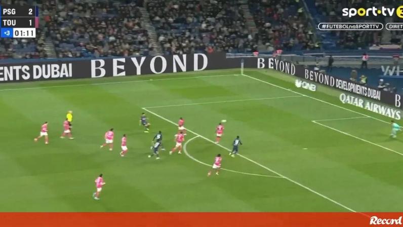 Golo 100% português de Gonçalo Ramos envolve Vitinha e Nuno Mendes