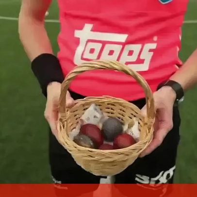 Liga da Lituânia substitui moeda ao ar por batalha de ovos na Páscoa