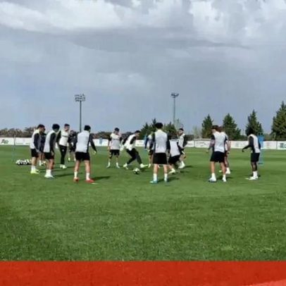 Sporting mostra boa disposição no treino antes do jogo com o Arsenal