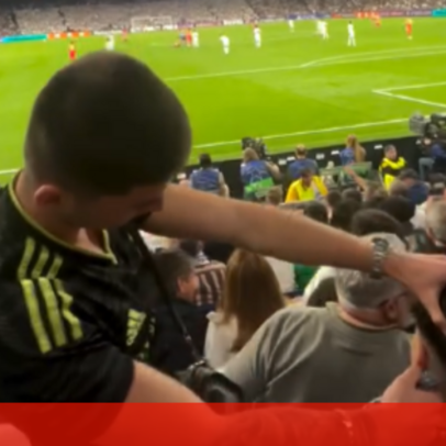 Adepto do Real Madrid corta cabelo no jogo com o Bayern nas bancadas do Bernabéu
