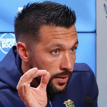 Conferência de Farioli antevê jogo frente ao Nottingham Forest em direto
