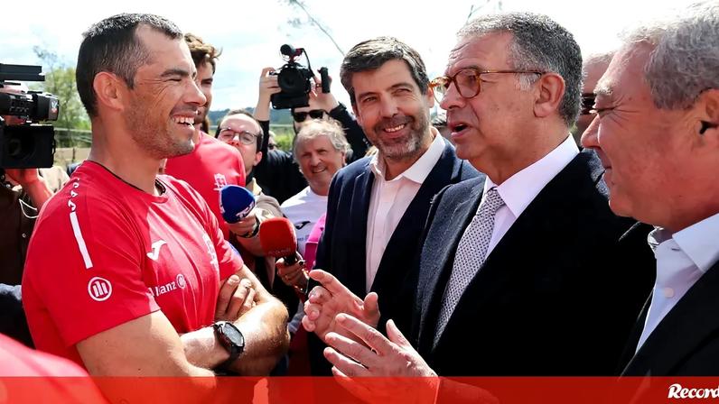 Fernando Pimenta recebeu António José Seguro