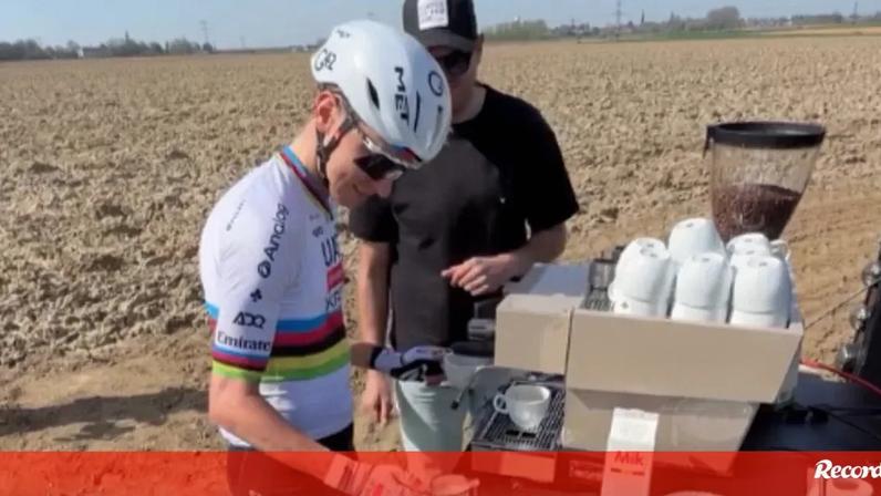 Pogacar surpreende com talento em latte art