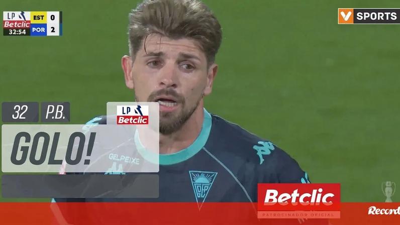 FC Porto manteve o ritmo e chegou ao 2-0 na Amoreira