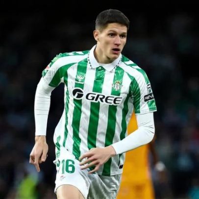 Pellegrini encara interesse do Sporting por Altimira e preços de venda