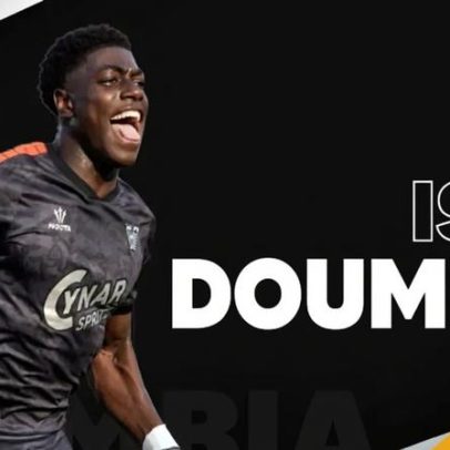 Issa Doumbia, médio do Veneza, em lista do Sporting para substituir Morita