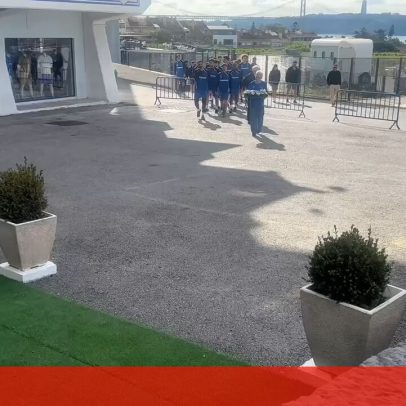 Jogadores do Belenenses prestam homenagem a Vicente Lucas