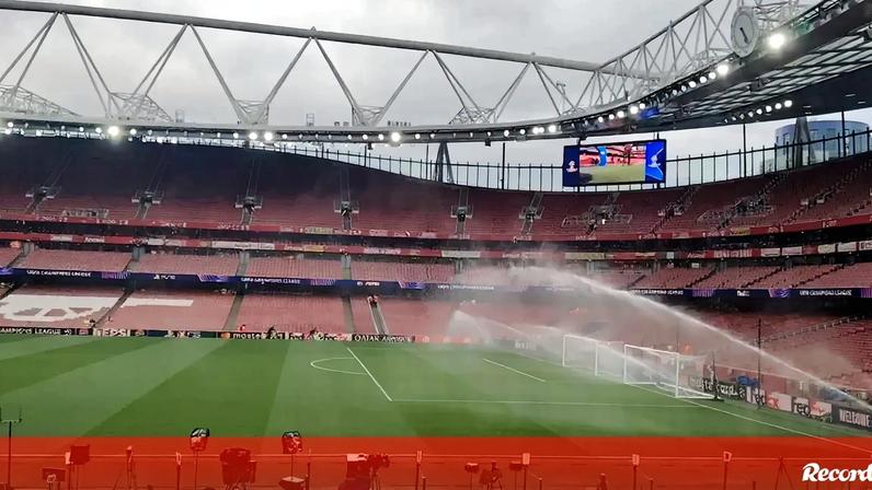 Record já está no Emirates; Sporting tenta algo inédito