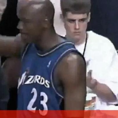 Michael Jordan encerrou a carreira há 23 anos, gigante no adeus