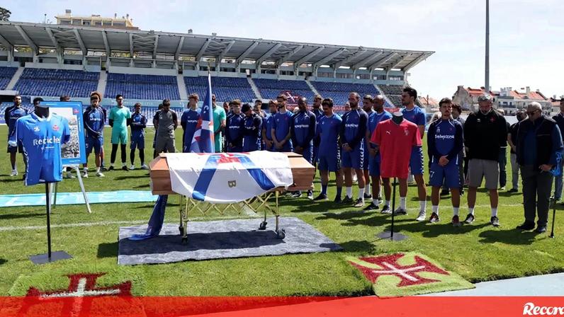 Último adeus a Vicente Lucas, o gigante que se fazia pequeno