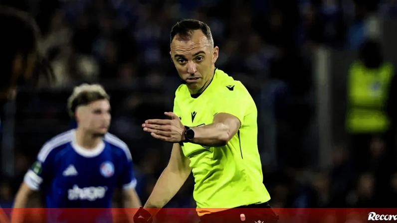 João Pinheiro criticado em França antes do dérbi