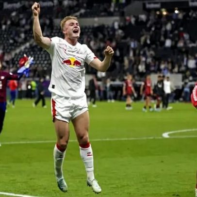 Harder comenta que talvez goste de jogar contra as águias após golo ao Frankfurt