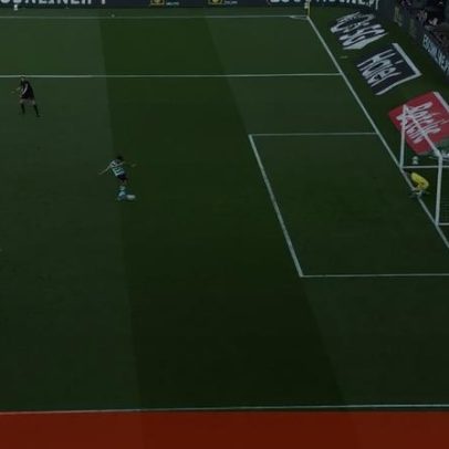 Trubin defende penálti a Suárez; Sporting pede repetição por invasão de Schjelderup