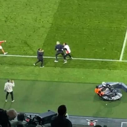 Reação de Mourinho ao golo de Rafa: quem procurava o técnico do Benfica?