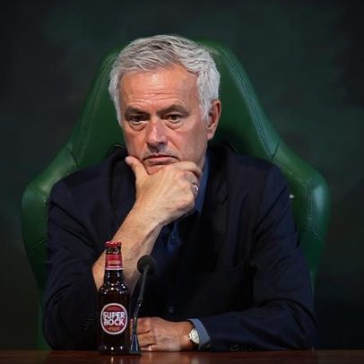 Mourinho explica gesto no final: cada um pode interpretar