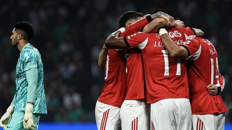 Benfica vence em Alvalade
