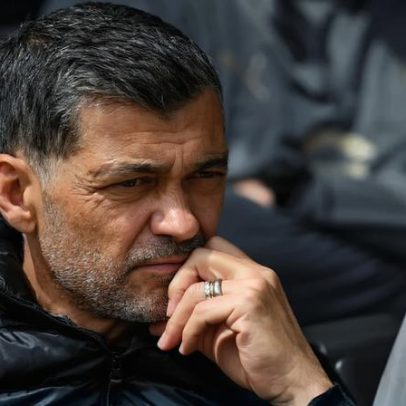 Sérgio Conceição critica arbitragem nas redes sociais