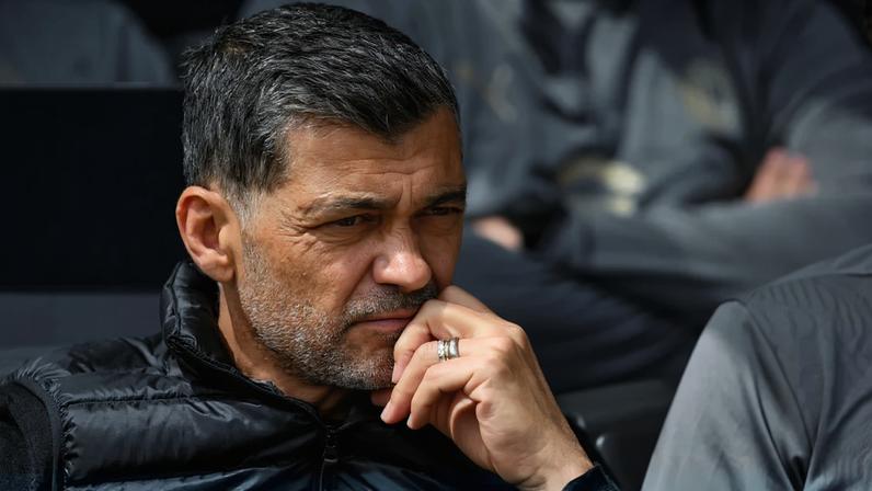 Sérgio Conceição deixou críticas ao árbitro chinês Ning Ma