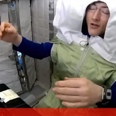 Christina Koch afirma que astronautas dormem no espaço como zombies