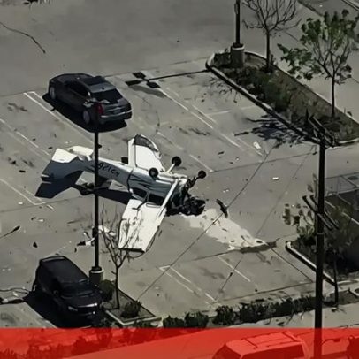 Avioneta despenha-se num parque de estacionamento em Los Angeles