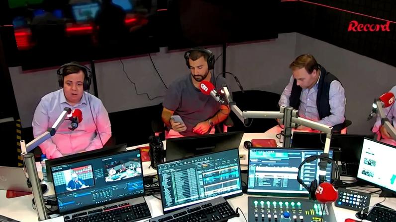 Relato em direto da CM Rádio FC Porto-Sporting