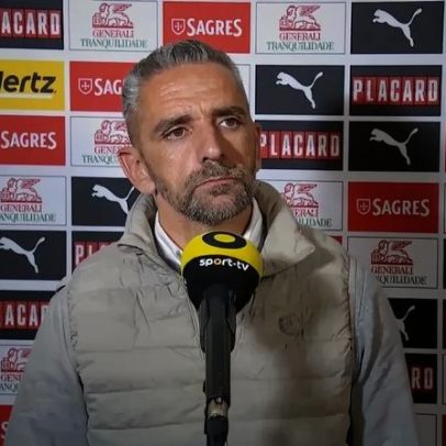 Rui Borges responde às críticas de Farioli