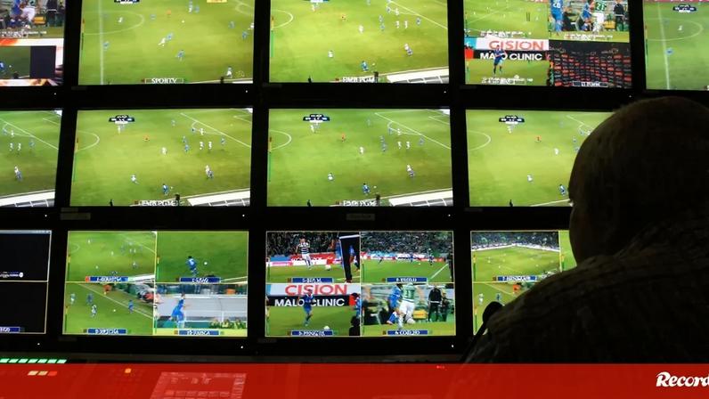 Direitos de TV buscam chave de ouro: comparação com modelos dos Big 5